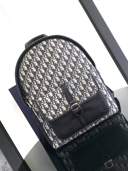 Dior 8 Backpack in Beige and Black Dior Oblique Jacquard product view 3