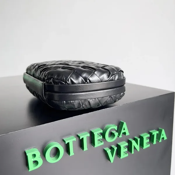 Bottega Veneta Knot Minaudiere Clutch In Black Foulard Intreccio Leather product view 4