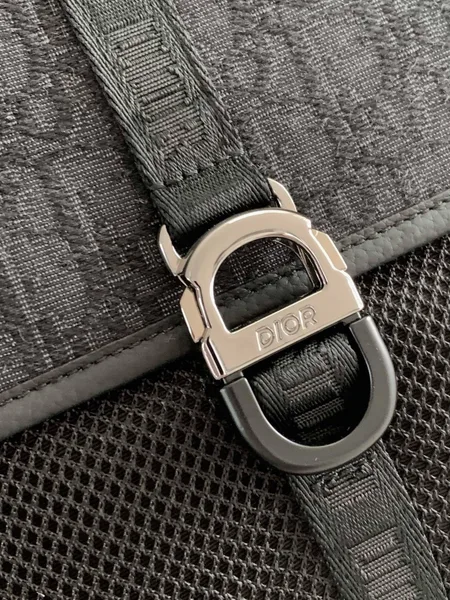 Dior 8 Backpack in Black Dior Oblique Jacquard product view 7