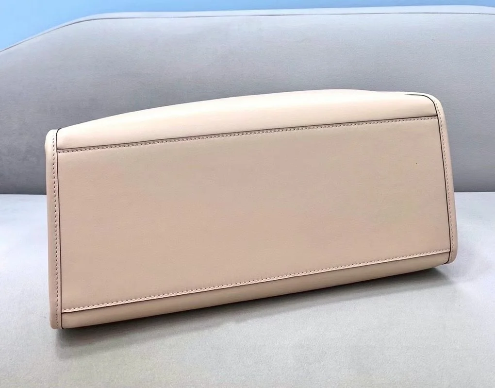 Fendi Sunshine Medium Tote Bag In Beige Calfskin product view 2