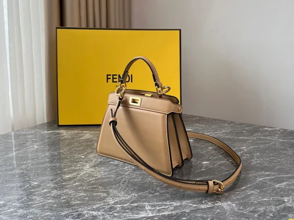 Fendi Peekaboo ISeeU Petite Bag In Beige Nappa Leather product view 4
