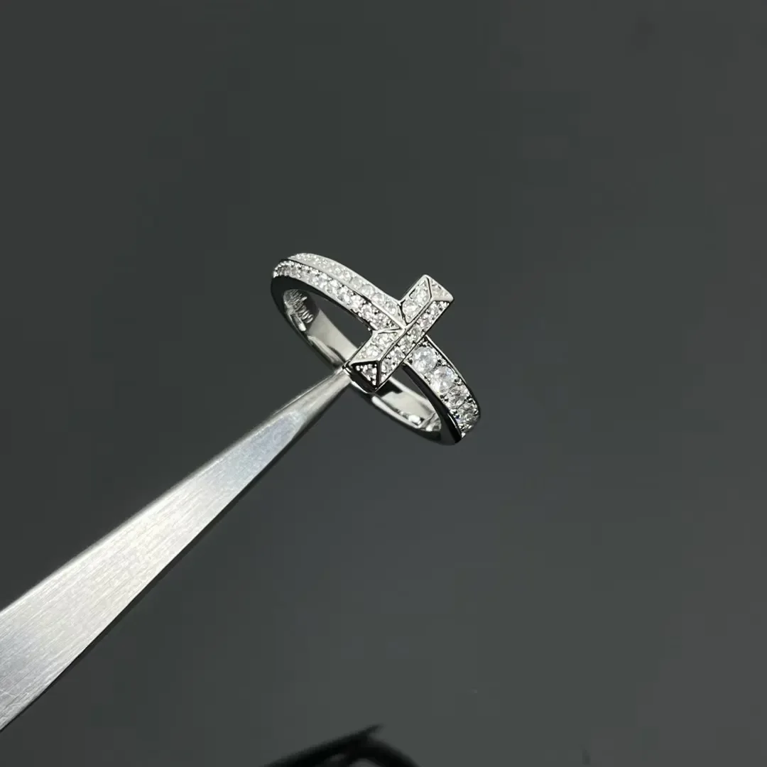 Tiffany & Co. T1 Narrow Pavé-Effect Ring Silver-Tone product view 1