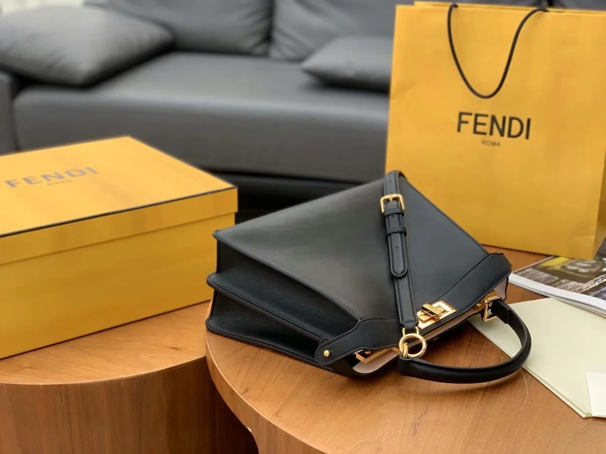 Fendi Peekaboo ISeeU Medium Bag In Black Calfskin product view 5