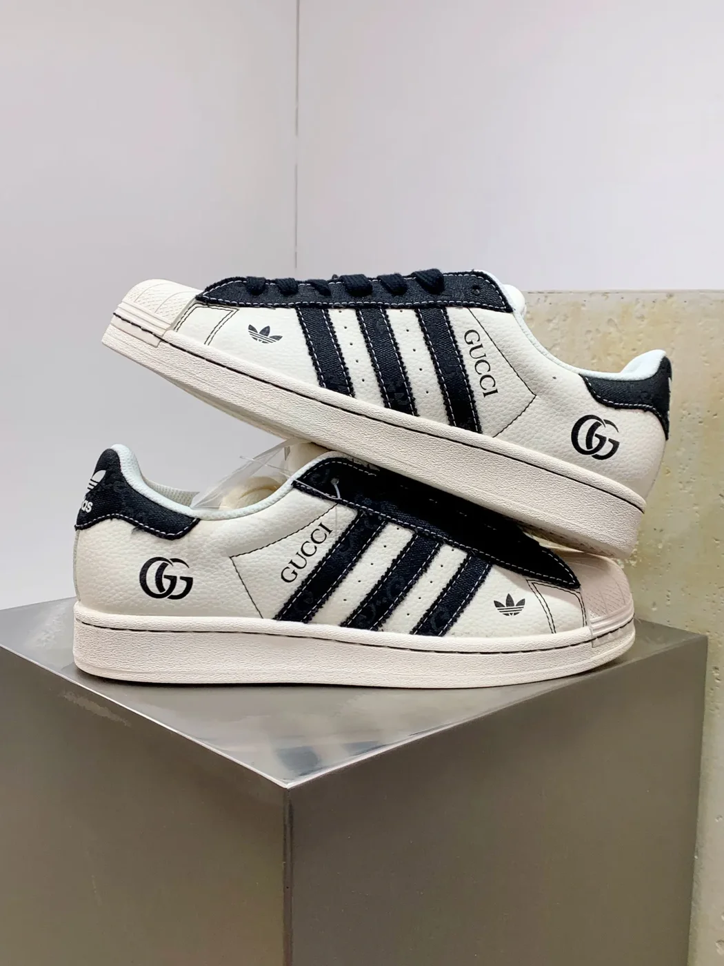 Adidas Originals Superstar x Gucci White & Black Sneakers product view 4