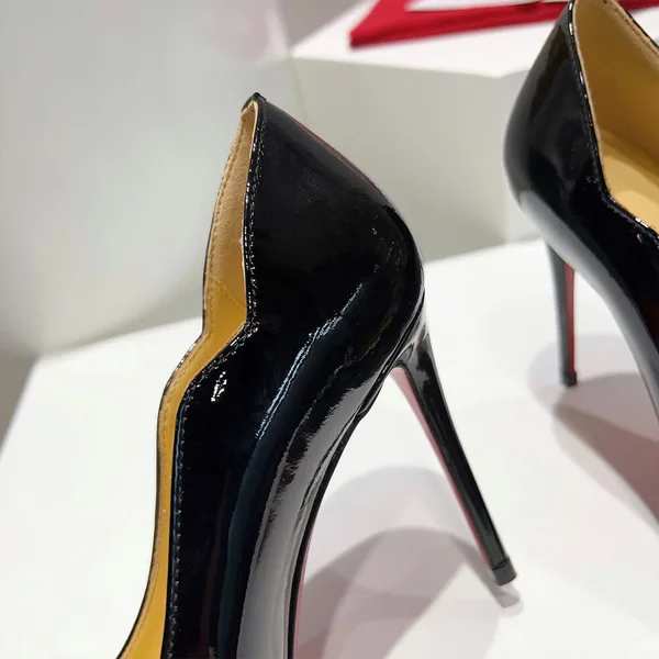 Christian Louboutin Hot Chick Scalloped Patent Pumps Black product view 6