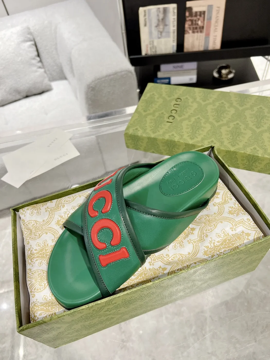 Gucci Couple Slide Sandals Green Edition product view 5