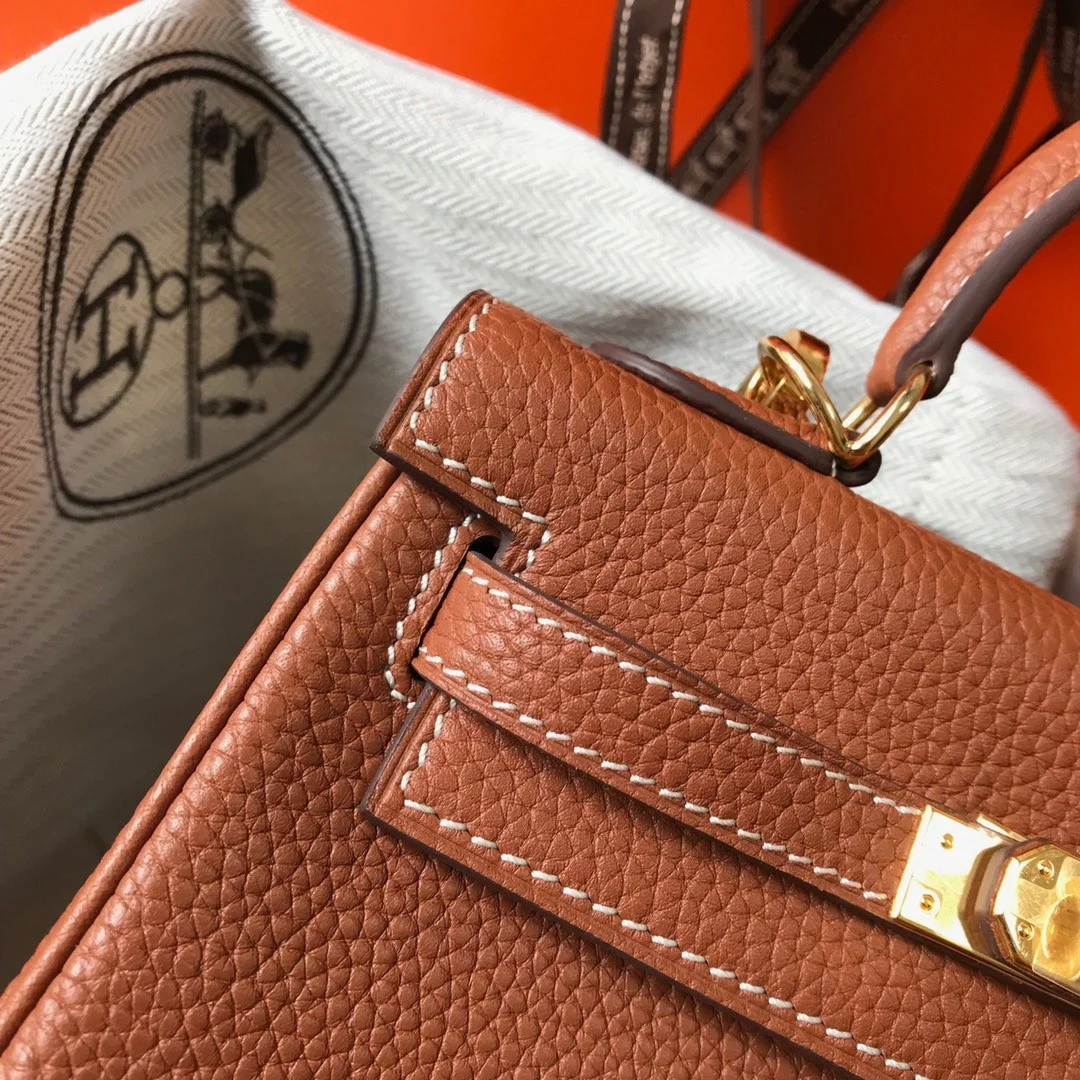 Hermes Kelly 20cm Bag In Gold Clemence Leather GHW product view 9
