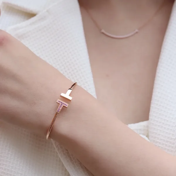 Tiffany & Co. Double T Pink Pavé-Effect Bangle Rose-Tone product view 5