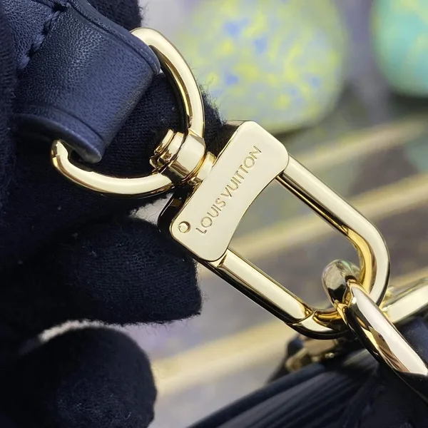 Louis Vuitton M23469 Saumur BB Saddle Bag Black product view 7