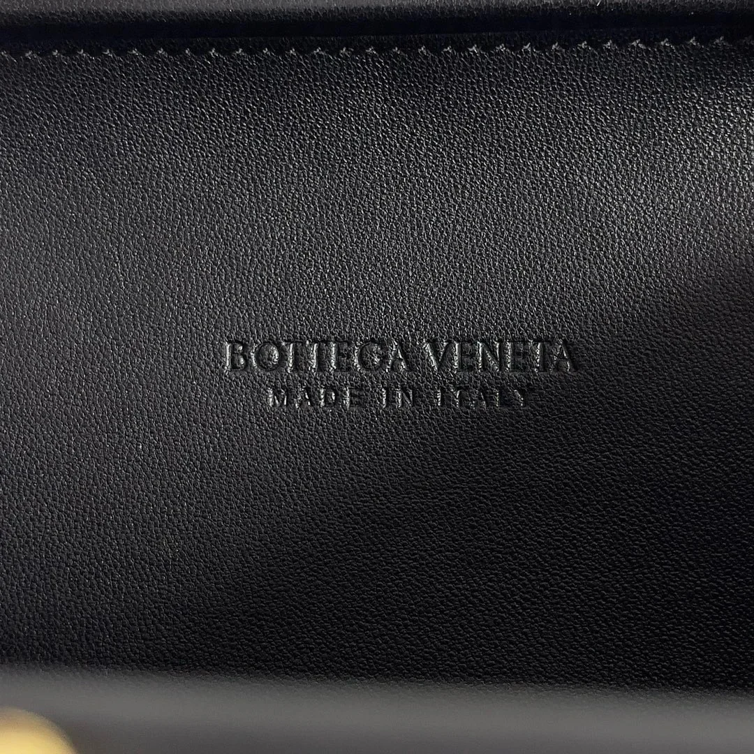 Bottega Veneta Knot Clutch with Chain in Black Intrecciato Lambskin product view 10